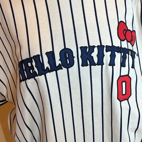 Hello Kitty Baseball Jersey - Picture 4 of 10